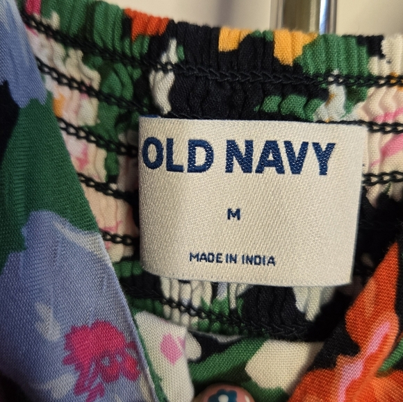 Old Navy Floral Swing Sundress Size Medium NWT - Picture 2 of 8